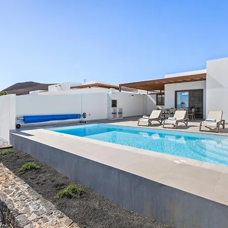 Aloe - Vipvipvillas Плайя-Бланка