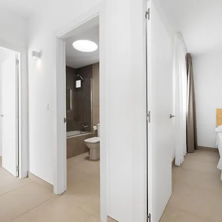 Aloe - Vipvipvillas بلايا بلانكا